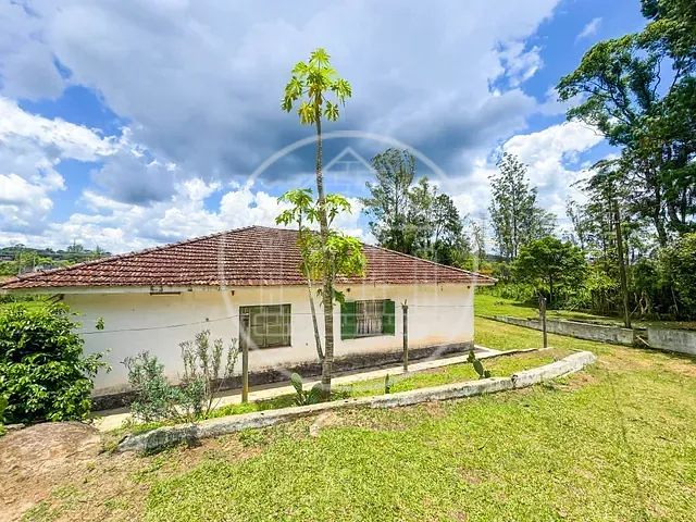 Sítio com 39526m² 4 quartos e 3 banheiros, à venda, no bairro Jardim Novo Parelheiros em São Paulo
