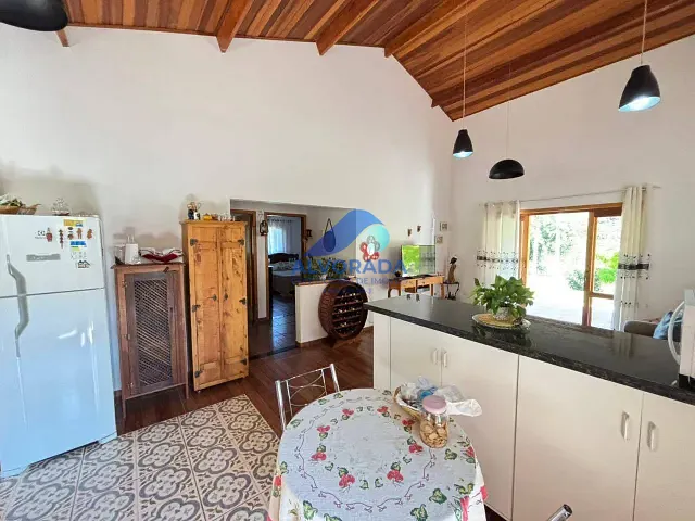 Sítio com 30000m² 2 quartos e 2 banheiros, à venda, no bairro Centro em Monteiro Lobato