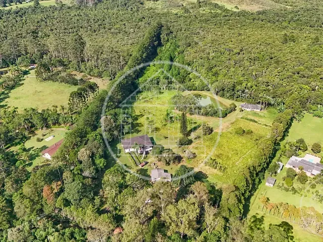 Sítio com 300m² 4 quartos e 4 banheiros, à venda, no bairro Jardim dos Eucaliptos em São Paulo