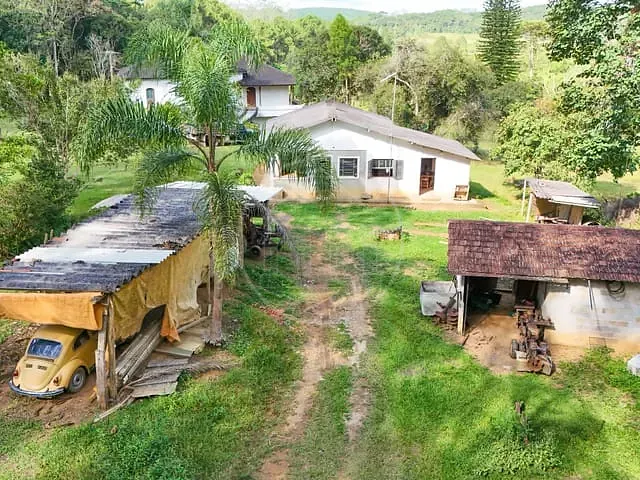 Sítio com 300m² 4 quartos e 4 banheiros, à venda, no bairro Jardim dos Eucaliptos em São Paulo
