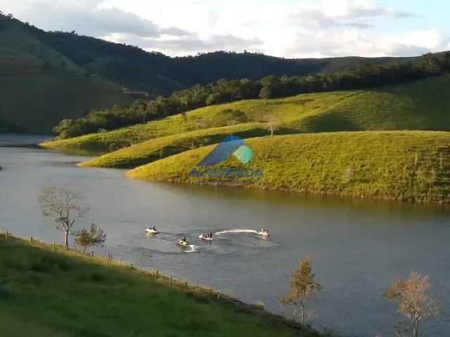 Sítio com 7000m² 1 quarto e 1 banheiro, à venda, no bairro Condomínio Residencial Jaguari - Área 5 em São José dos Campos