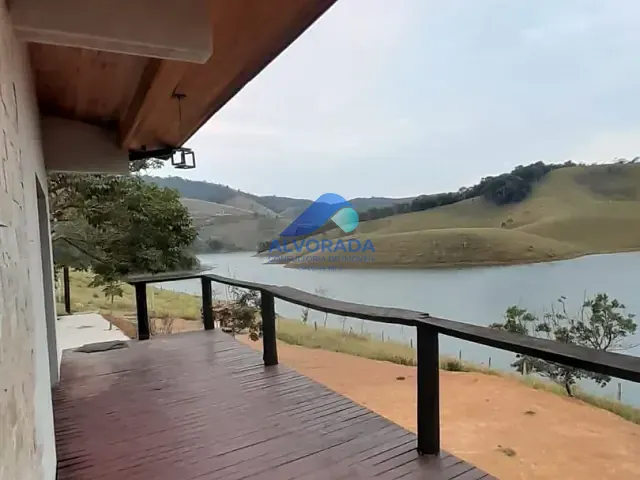 Sítio com 7000m² 1 quarto e 1 banheiro, à venda, no bairro Condomínio Residencial Jaguari - Área 5 em São José dos Campos