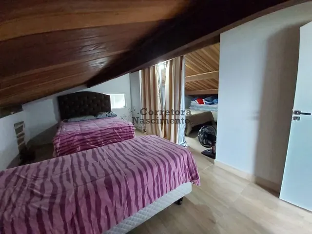 Sítio com 1140m² 4 quartos e 5 banheiros, à venda, no bairro Centro em Igaratá
