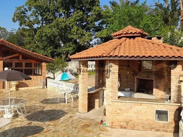 Sítio com 7700m² 6 quartos e 1 banheiro, à venda, no bairro Chácaras Reunidas Igarapés em Jacareí