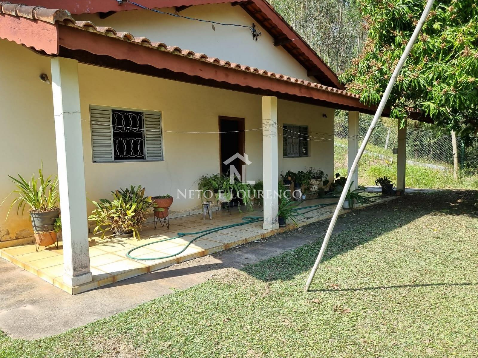 Sítio à venda com 2 quartos, 138m² - Foto 4
