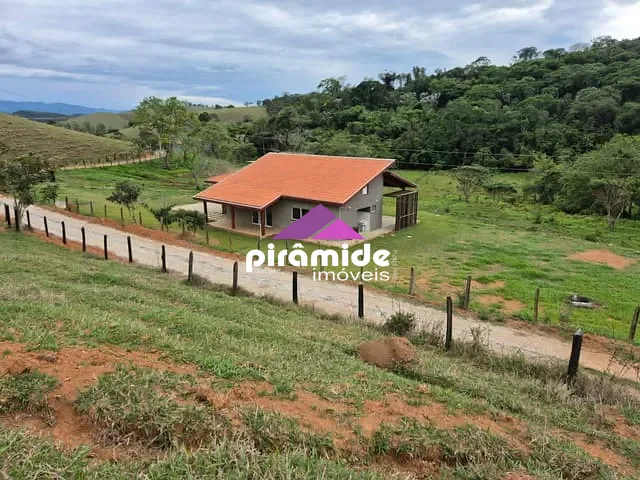 Sítio com 20000m², à venda, no bairro Vila São Geraldo em São José dos Campos