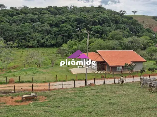 Sítio com 20000m², à venda, no bairro Vila São Geraldo em São José dos Campos