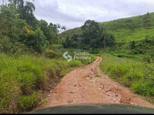 Sítio com 93000m² 2 quartos e 1 banheiro, à venda, no bairro Monte Verde em Juiz de Fora