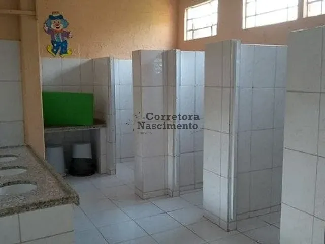 Sítio com 5000m² 2 quartos e 2 banheiros, à venda, no bairro Freguesia da Escada em Guararema