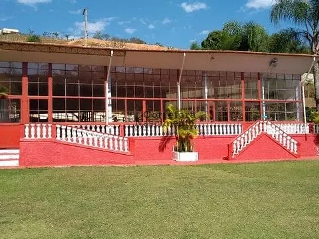 Sítio com 5000m² 2 quartos e 2 banheiros, à venda, no bairro Freguesia da Escada em Guararema