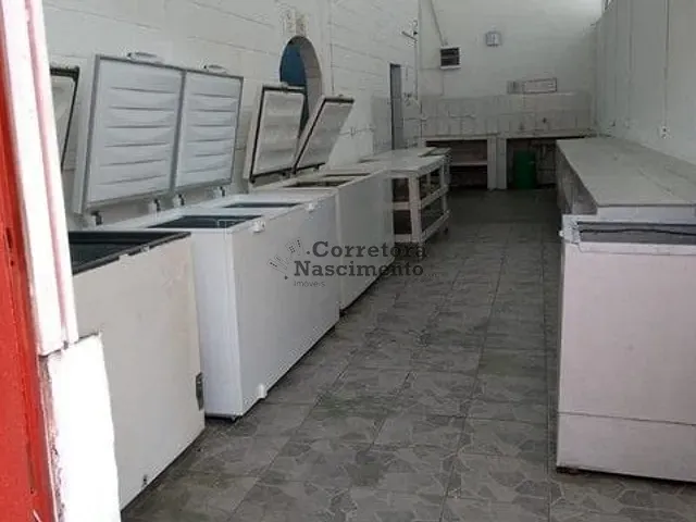 Sítio com 5000m² 2 quartos e 2 banheiros, à venda, no bairro Freguesia da Escada em Guararema