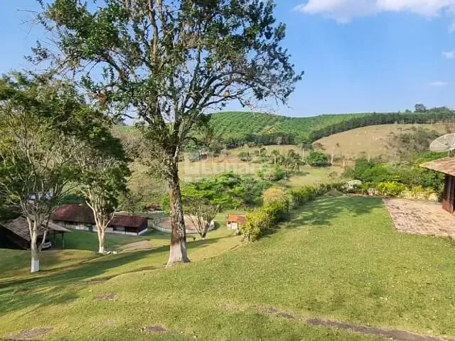 Sítio com 72000m² 6 quartos e 8 banheiros, à venda, no bairro Paratei em Guararema