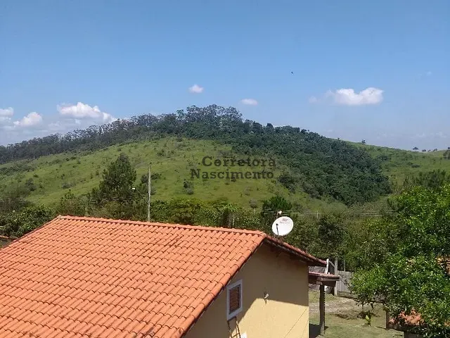 Sítio com 1100m² 3 quartos e 1 banheiro, à venda, no bairro Estância Porto Velho em Jacareí
