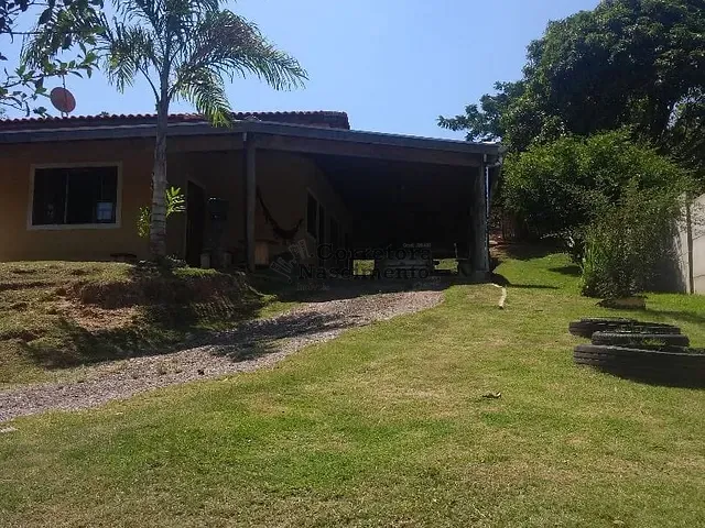Sítio com 1100m² 3 quartos e 1 banheiro, à venda, no bairro Estância Porto Velho em Jacareí