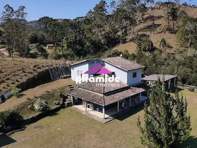 Sítio com 120000m², à venda, no bairro Cunha em Cunha