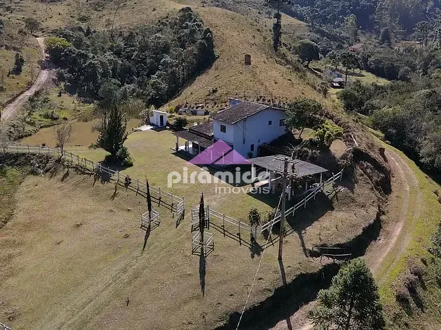Sítio com 120000m², à venda, no bairro Cunha em Cunha