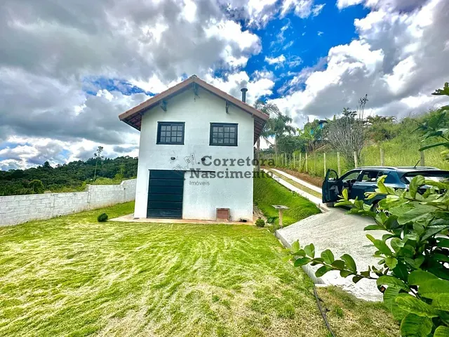 Sítio com 833m² 2 quartos e 1 banheiro, à venda, no bairro Centro em Santa Branca