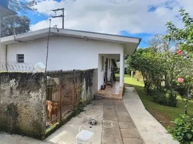 Sítio 3 quartos e 1 banheiro, para alugar, no bairro Borda do Campo em São José Dos Pinhais