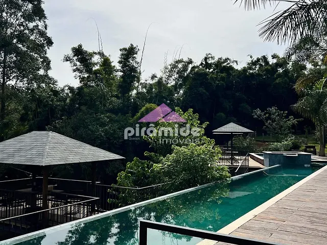 Sítio com 130000m² 7 quartos e 1 banheiro, à venda, no bairro Área Rural de Paraibuna em Paraibuna