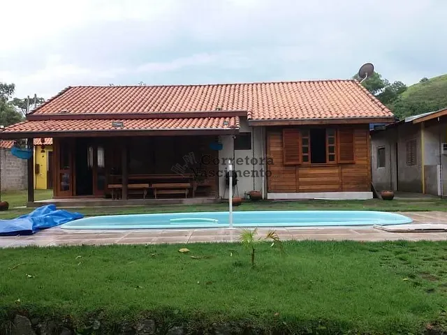 Sítio com 2000m² 3 quartos e 1 banheiro, à venda, no bairro Jardim Prado em Santa Branca