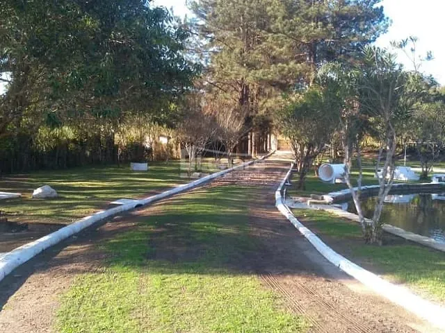 Sítio com 18000m² 4 quartos e 2 banheiros, à venda, no bairro Vila Moraes em Mogi das Cruzes