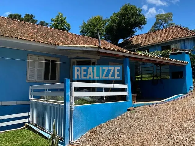 Sítio com 1320m² 2 quartos e 1 banheiro, à venda, no bairro Interior em Camargo