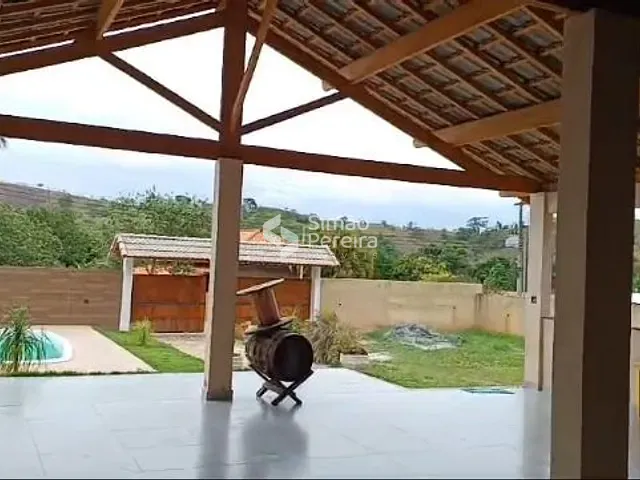 Sítio com 720m², à venda, no bairro Penha Longa em Chiador