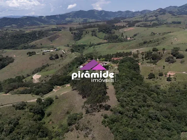 Sítio com 14073200m² 2 quartos e 2 banheiros, à venda, no bairro Bairro do Oriente em Cunha