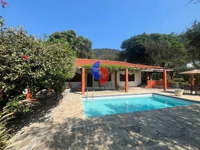 Sítio com 3682m² 11 quartos e 4 banheiros, à venda, no bairro Parque Silvestre em Guapimirim