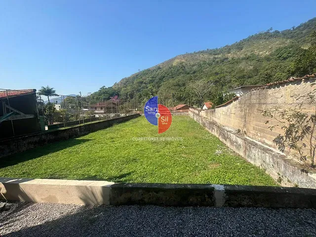 Sítio com 3682m² 11 quartos e 4 banheiros, à venda, no bairro Parque Silvestre em Guapimirim