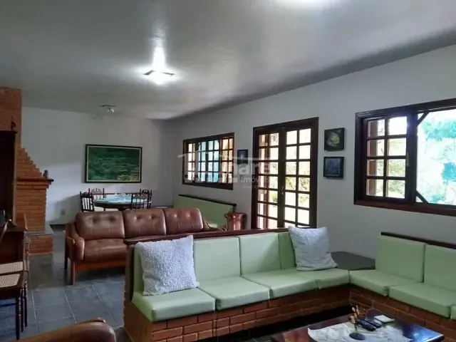 Sítio com 72600m² 4 quartos e 2 banheiros, à venda, no bairro Quatinga em Mogi das Cruzes