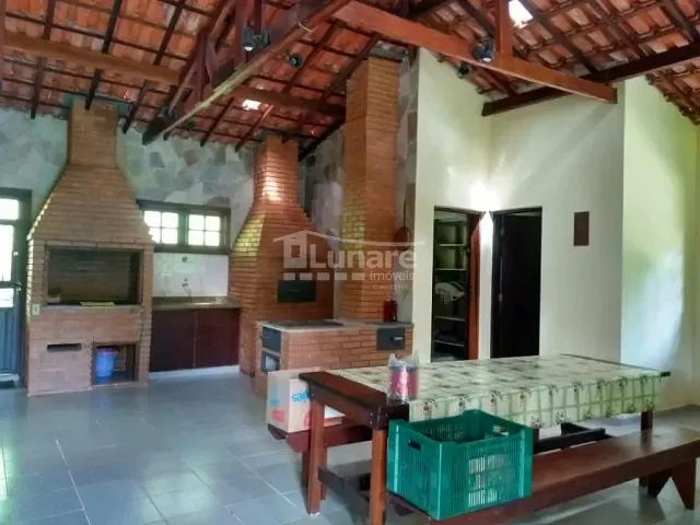 Sítio com 72600m² 4 quartos e 2 banheiros, à venda, no bairro Quatinga em Mogi das Cruzes