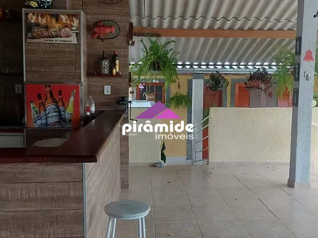 Sítio com 1100m² 2 quartos e 2 banheiros, à venda, no bairro Parque Novo Horizonte em São José dos Campos