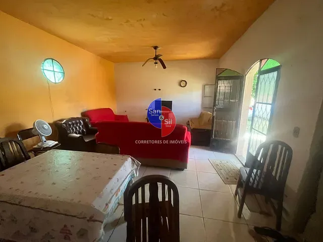 Sítio com 10000m² 2 quartos e 2 banheiros, à venda, no bairro Vale das Pedrinhas em Guapimirim