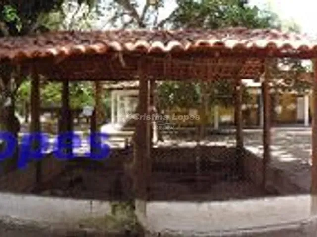 Sítio com 588m² 4 quartos e 5 banheiros, à venda, no bairro Zona Rural em Teresina