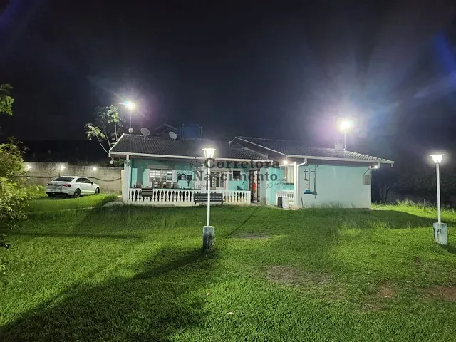 Sítio com 1600m², à venda, no bairro Santana em São José dos Campos