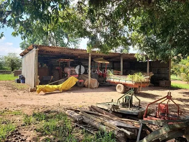 Sítio com 149798m² 3 quartos e 2 banheiros, à venda, no bairro Jardim Pederneiras em Mogi Mirim