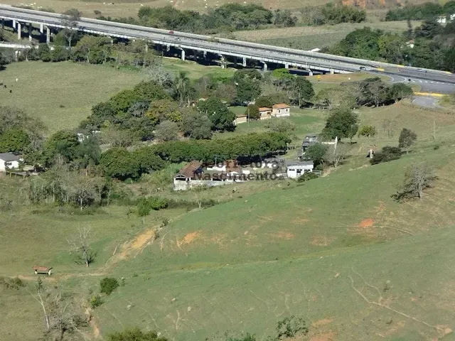 Sítio com 1064800m², à venda, no bairro Jardim Colonia em Jacareí