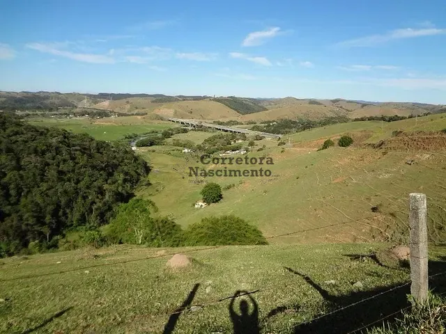 Sítio com 1064800m², à venda, no bairro Jardim Colonia em Jacareí
