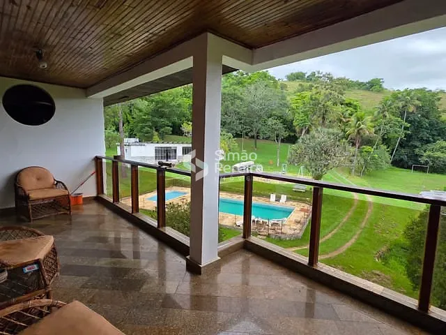 Sítio 6 quartos e 6 banheiros, à venda, no bairro Centro em Simão Pereira