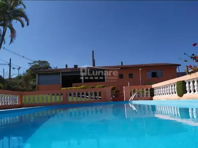 Sítio com 5000m² 9 quartos e 8 banheiros, à venda, no bairro Centro em Biritiba Mirim