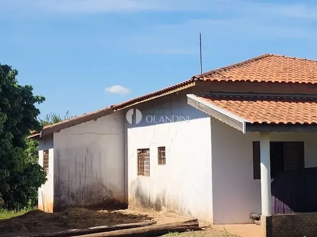 Sítio com 38506m² 3 quartos e 2 banheiros, à venda, no bairro Área Rural de Artur Nogueira em Artur Nogueira