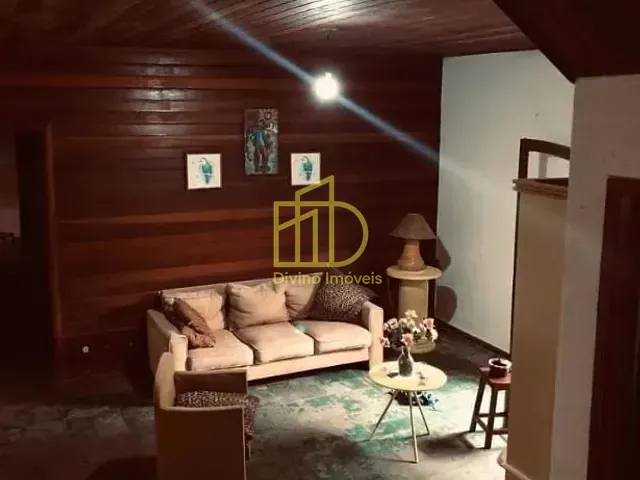 Sítio com 4000m² 9 quartos e 6 banheiros, à venda, no bairro Zona Rural em Ibiúna