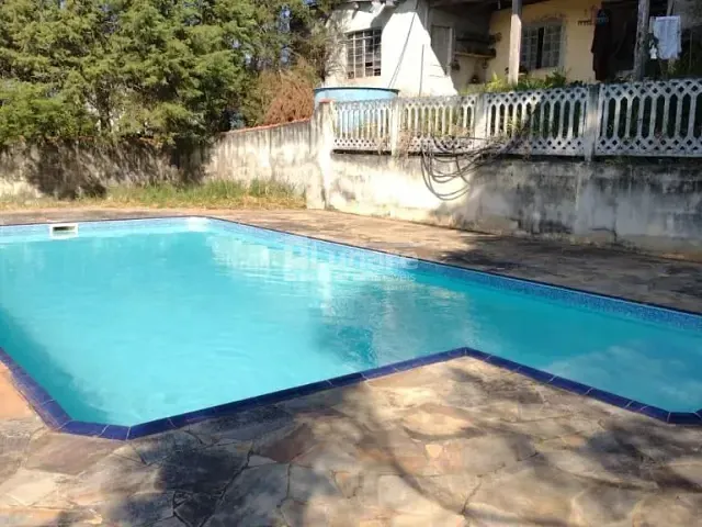 Sítio com 20000m² 5 quartos e 2 banheiros, à venda, no bairro Jardim Aracy em Mogi das Cruzes