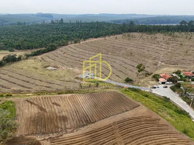 Sítio com 726000m², à venda, no bairro Área Rural em Itapetininga