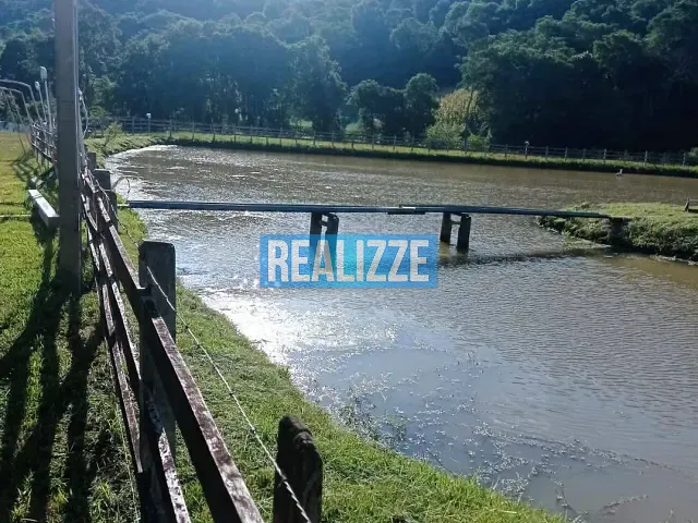 Sítio com 25000m² 3 quartos e 1 banheiro, à venda, no bairro São José dos Ricci em Marau