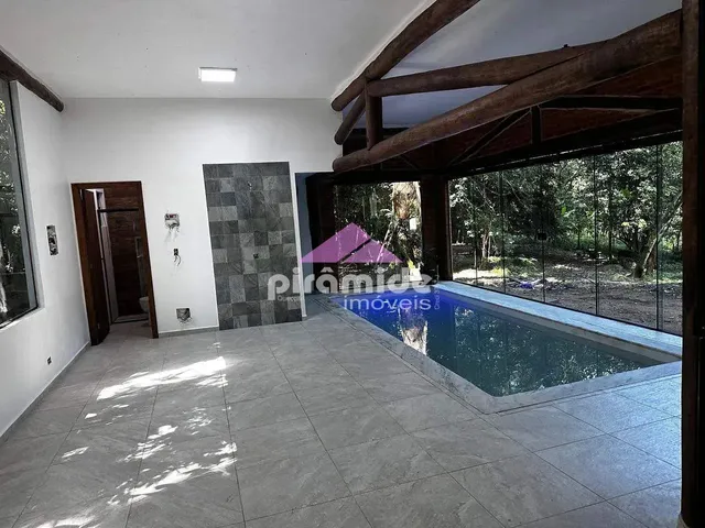 Sítio com 3000m² 3 quartos e 6 banheiros, para alugar, no bairro Cantagalo em Caraguatatuba