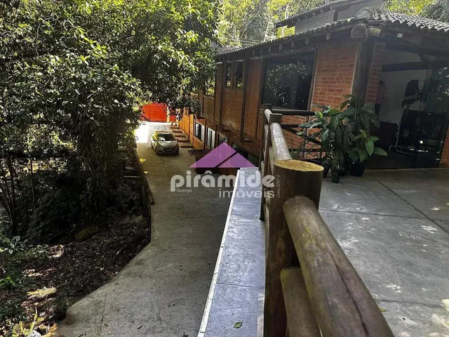 Sítio com 3000m² 3 quartos e 6 banheiros, para alugar, no bairro Cantagalo em Caraguatatuba