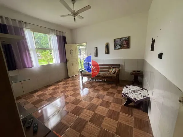 Sítio 2 quartos e 2 banheiros, à venda, no bairro Vale das Pedrinhas em Guapimirim