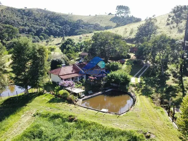 Sítio com 136m² 3 quartos e 5 banheiros, à venda, no bairro Sitio Velho em Cunha